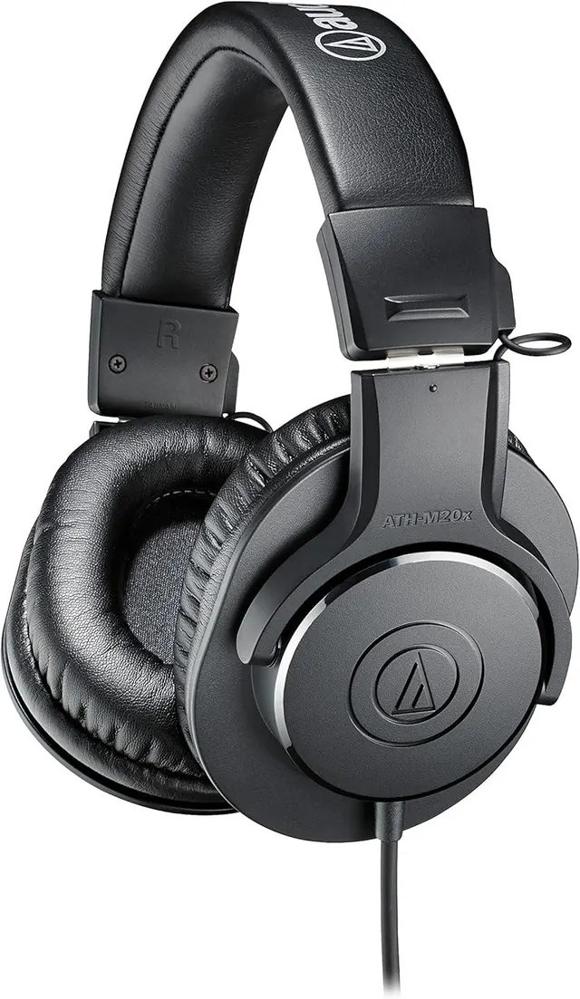 Audio-Technica ATH-M20x — проводные студийные мониторные наушники с 40 мм драйверами