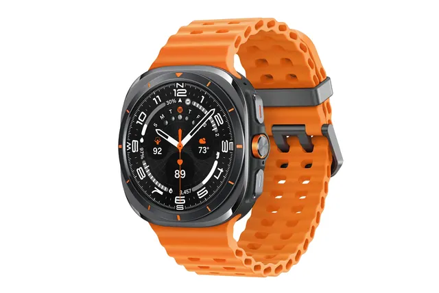 Samsung Galaxy Watch Ultra LTE 47 мм в титановом корпусе, серый